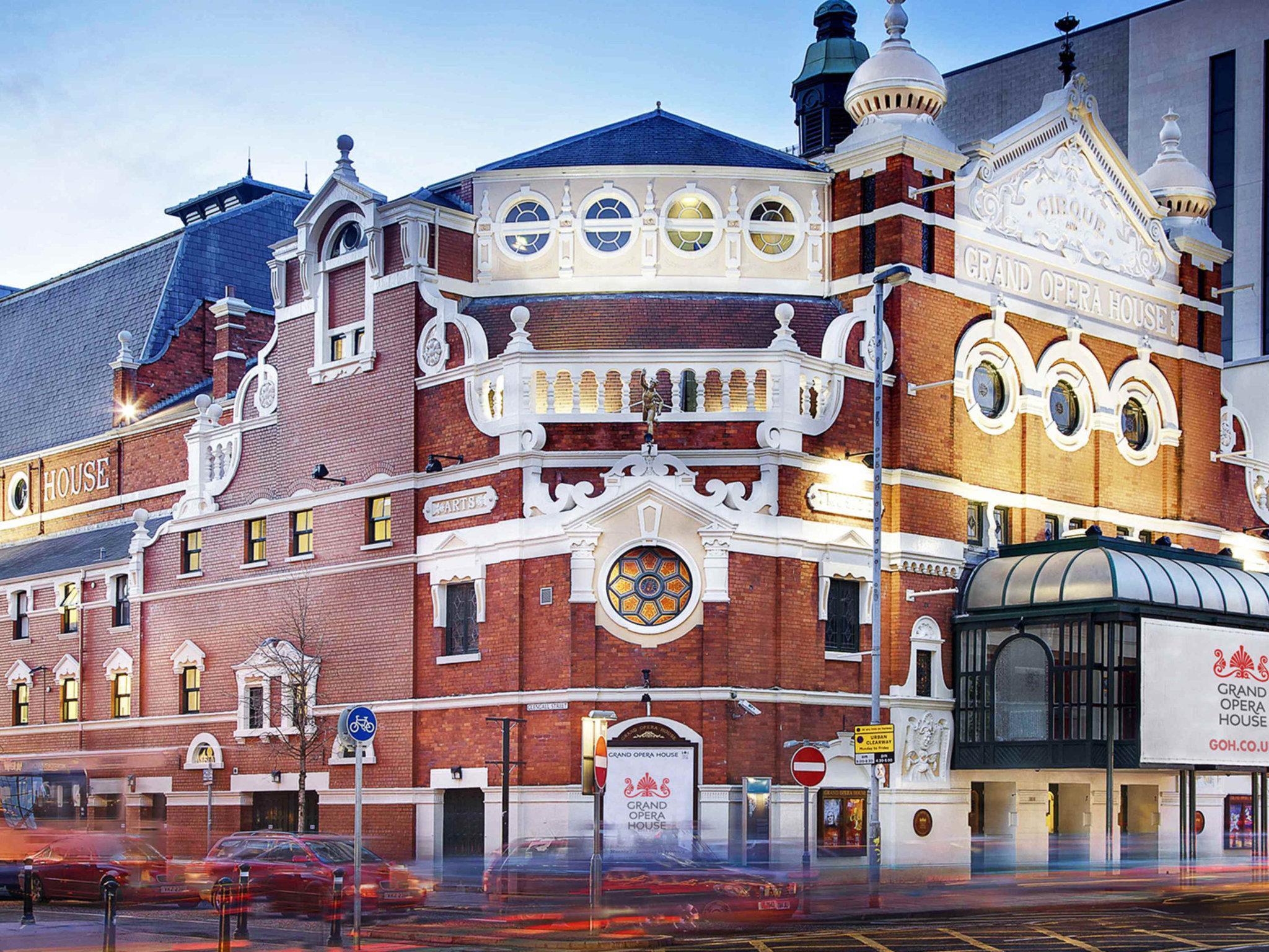 Hotel ibis Belfast Queens Quarter Exterior foto